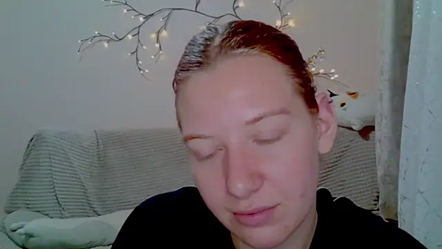 Snapshot of Lily_Ember chatting on 14, 3, 2026 Lily Ember online show from 14, 3, 2026