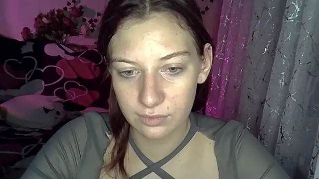 Lily Ember online show from 10, 11, 2025