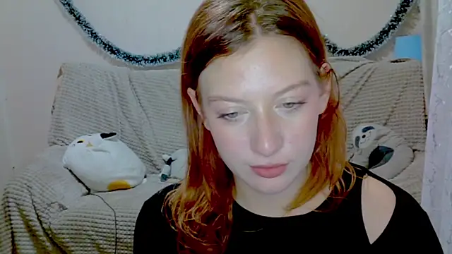 Snapshot of Lily_Ember chatting on 18, 12, 2025 Lily Ember online show from 18, 12, 2025