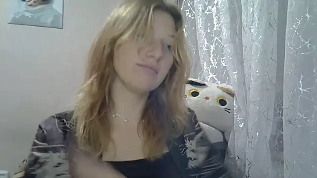 Snapshot of Lily_Ember chatting on 5, 10, 2025 Lily Ember online show from 5, 10, 2025