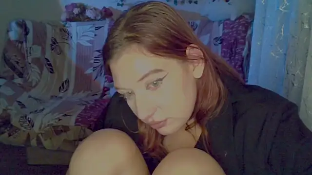 Snapshot of Lily_Ember chatting on 13, 12, 2025 Lily Ember online show from 13, 12, 2025