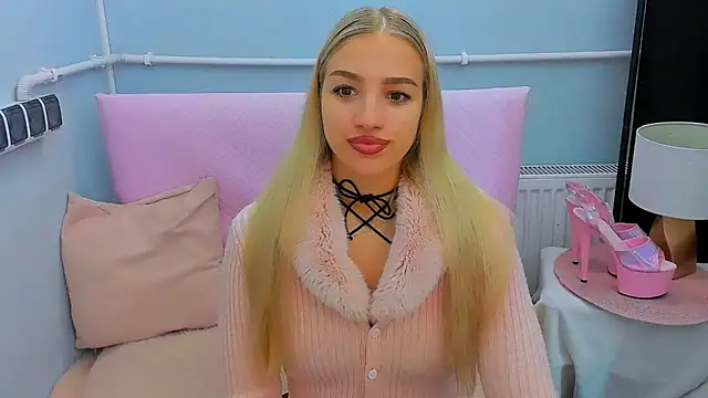 EvetteRose online show from 7, 10, 2025