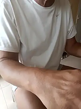 Unique X perience online show from 13, 1, 2026