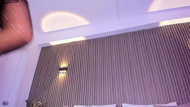 AlissonHarperr online show from 20, 4, 2026