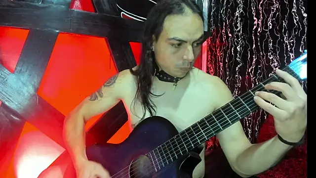 Snapshot of damian_and_tiana chatting on 6, 11, 2025 damian and tiana online show from 6, 11, 2025