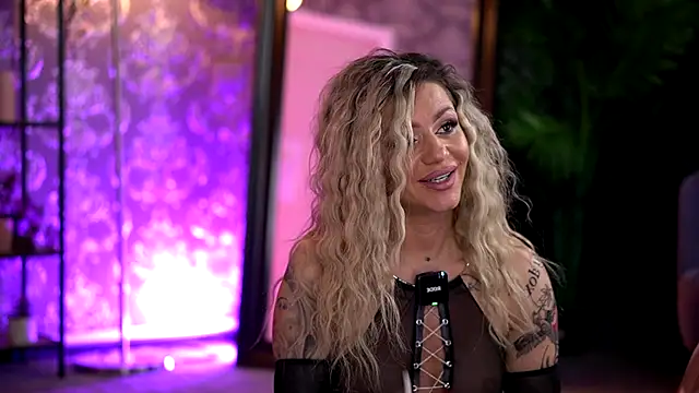 AlmaVelia online show from 26, 11, 2025