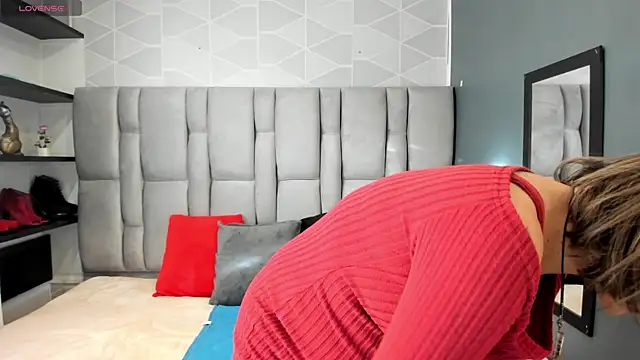 Charlot milf online show from 12, 5, 2026