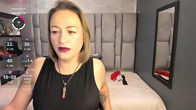 Charlot milf online show from 30, 5, 2026