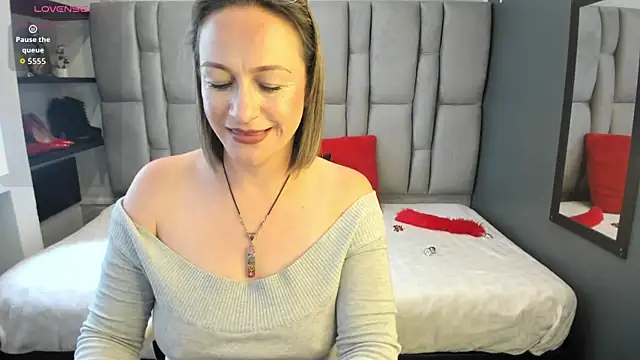 Charlot milf online show from 3, 6, 2026