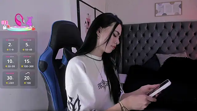 Anya Belth online show from 1, 12, 2025