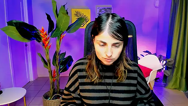 MartaEdams online show from 18, 11, 2025