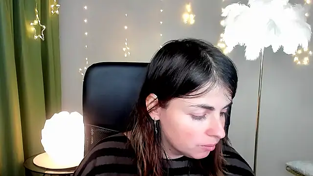 MartaEdams online show from 23, 12, 2025