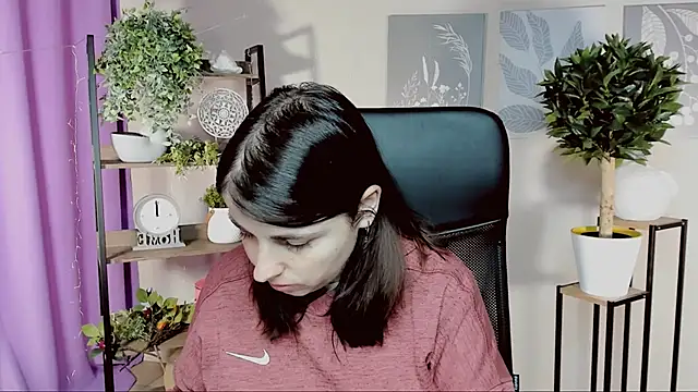 MartaEdams online show from 9, 3, 2026