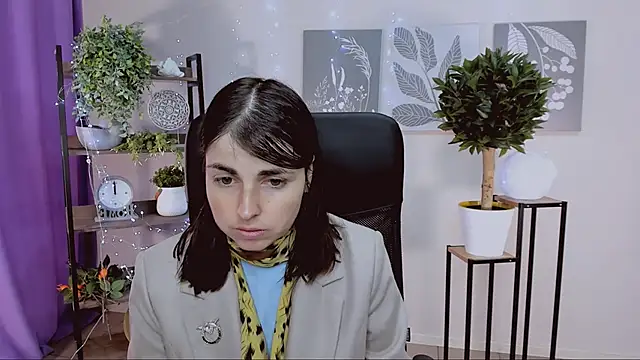 MartaEdams online show from 10, 4, 2026