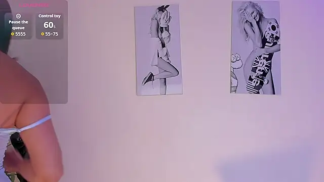 Snapshot of SamayRyann chatting on 8, 10, 2025 SamayRyann online show from 8, 10, 2025