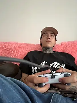 samm4044 online show from 28, 3, 2026