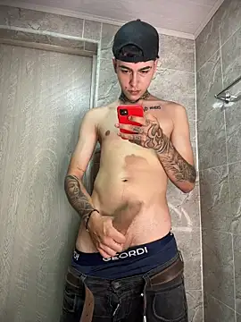 samm4044 online show from 15, 12, 2025