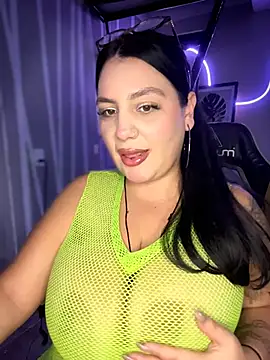 victoria amatista  online show from 3, 3, 2026