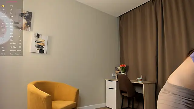 TaiteFairfield online show from 1, 12, 2025