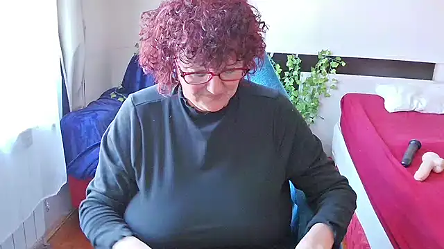 -Curvy- online show from 1, 12, 2025