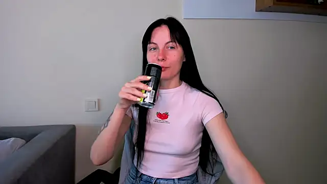 Snapshot of Elle_Pearl_ chatting on 15, 5, 2026 Elle Pearl online show from 15, 5, 2026