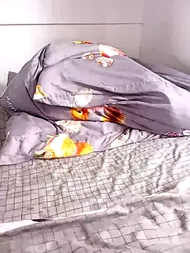 Alicia1010xh online show from 5, 11, 2025