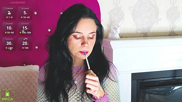 MaddySpears online show from 7, 10, 2025