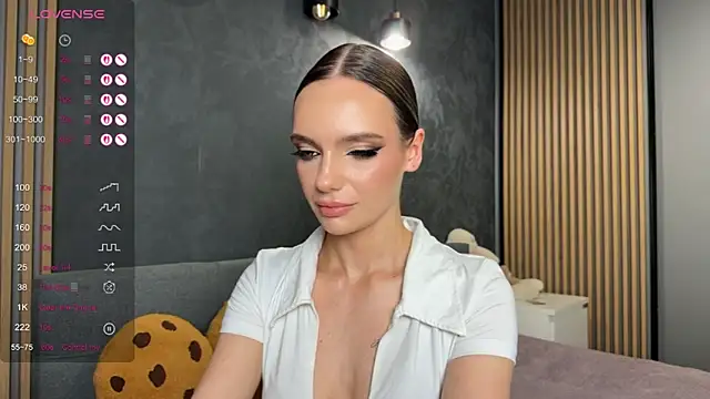 Snapshot of litlle_angelll chatting on 16, 5, 2026 litlle angelll online show from 16, 5, 2026
