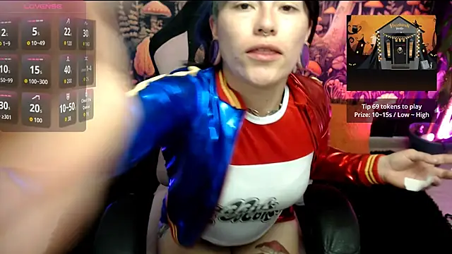 LunaBunny8 online show from 31, 10, 2025