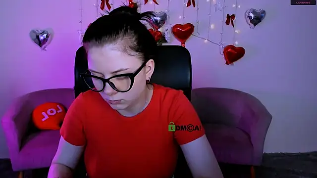 Snapshot of foxy_tease_ chatting on 22, 2, 2026 foxy tease online show from 22, 2, 2026