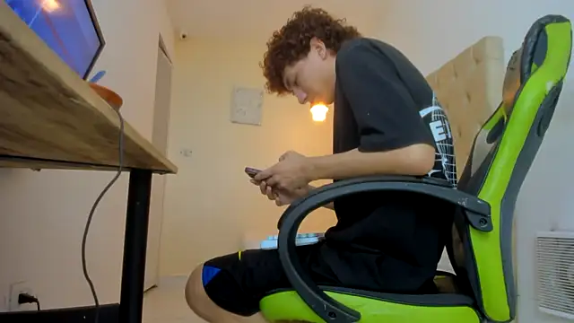 Darkknightx01 online show from 30, 11, 2025