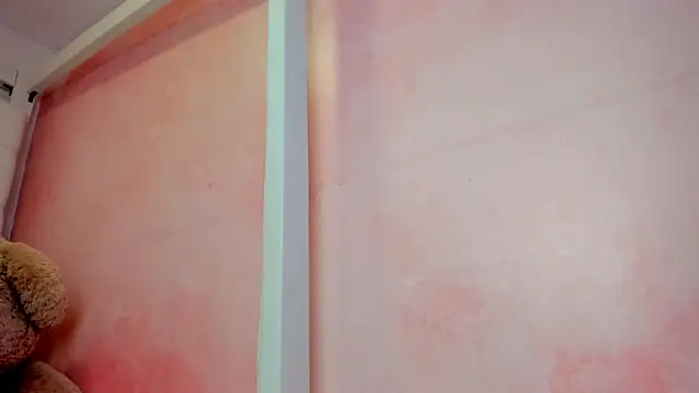 eimy skinny  online show from 24, 3, 2026