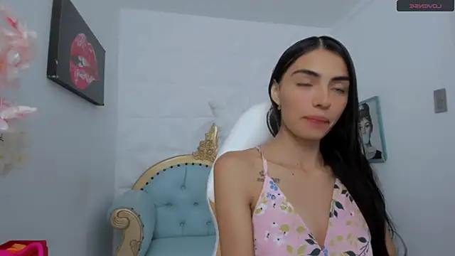 eimy skinny  online show from 31, 10, 2025