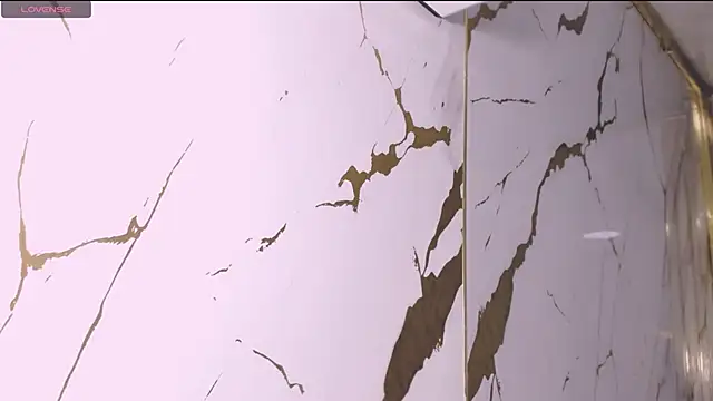 eimy skinny  online show from 1, 2, 2026