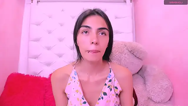 eimy skinny  online show from 8, 4, 2026