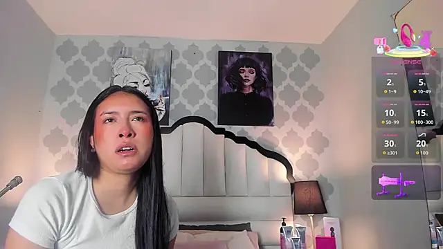 SarahMiler  online show from 1, 11, 2025