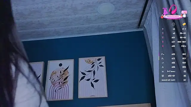 SarahMiler  online show from 16, 10, 2025