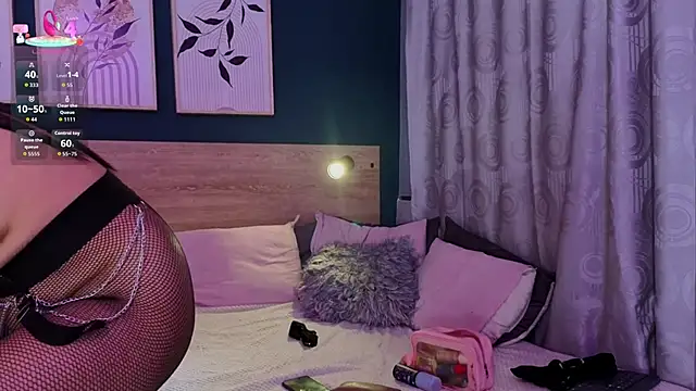 SarahMiler  online show from 10, 2, 2026