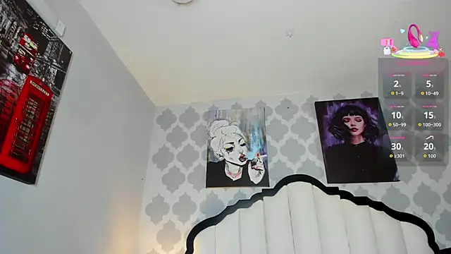 SarahMiler  online show from 4, 11, 2025