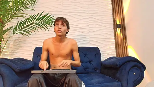 Snapshot of Pavo_tv chatting on 16, 6, 2026 Pavo tv online show from 16, 6, 2026