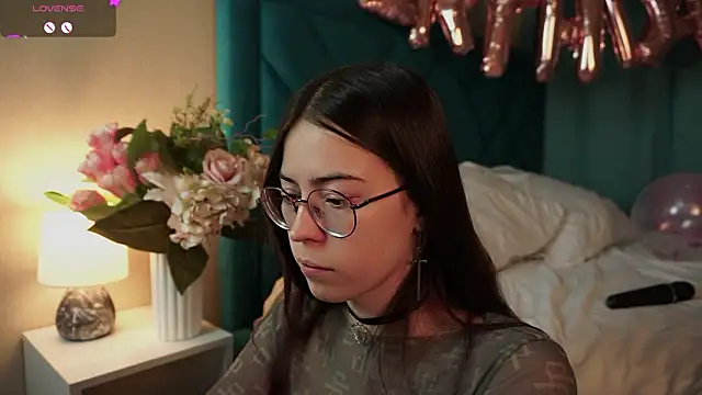 ywixos online show from 24, 2, 2026