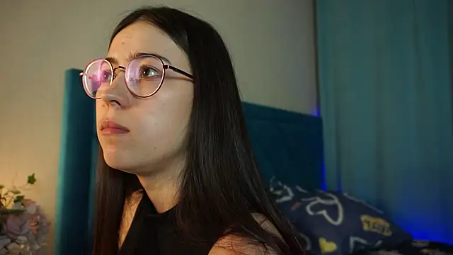 ywixos online show from 7, 10, 2025