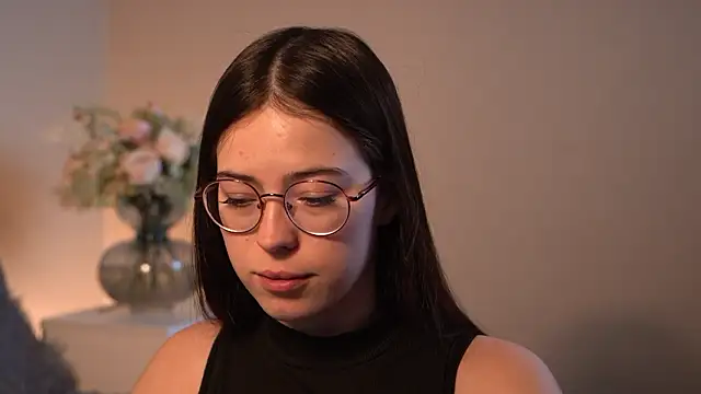 ywixos online show from 7, 2, 2026