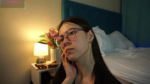 ywixos online show from 14, 11, 2025