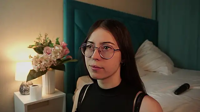 ywixos online show from 14, 2, 2026