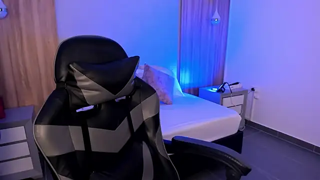 megara x  online show from 14, 11, 2025