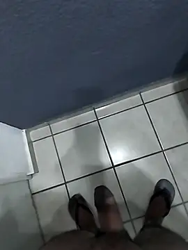 Snapshot of Leofj007 chatting on 30, 10, 2025 Leofj007 online show from 30, 10, 2025