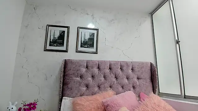 Maddy Mills online show from 15, 3, 2026