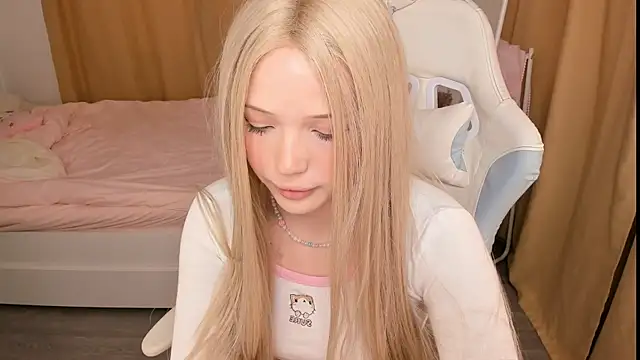 mayyacozyy online show from 11, 4, 2026