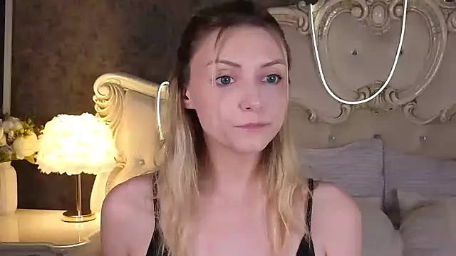 Snapshot of CindyFors chatting on 24, 10, 2025 CindyFors online show from 24, 10, 2025